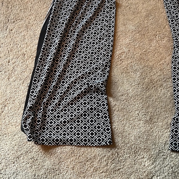 White House | Black Market - Pants 95% Polyester w 5% Spandex - Size M - Picture 3 of 6